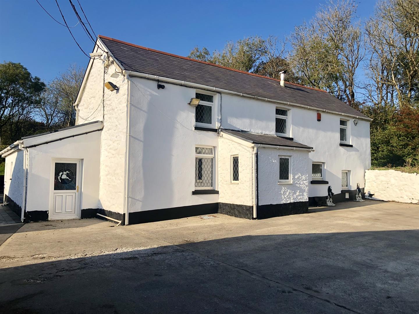 THE FARMHOUSE
